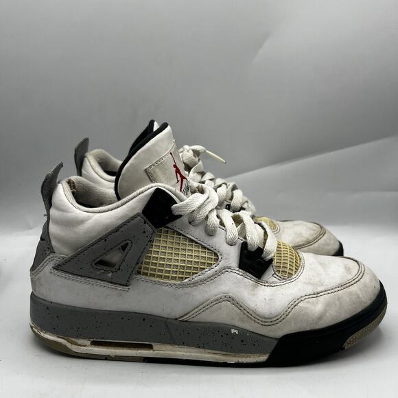 Nike Boys Air Jordan 4 White Size 5Y Basketball Shoes Sneakers 836016-192 - Picture 1 of 13